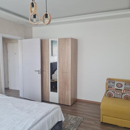 Exclusive Apartment Belgrado Esterno foto