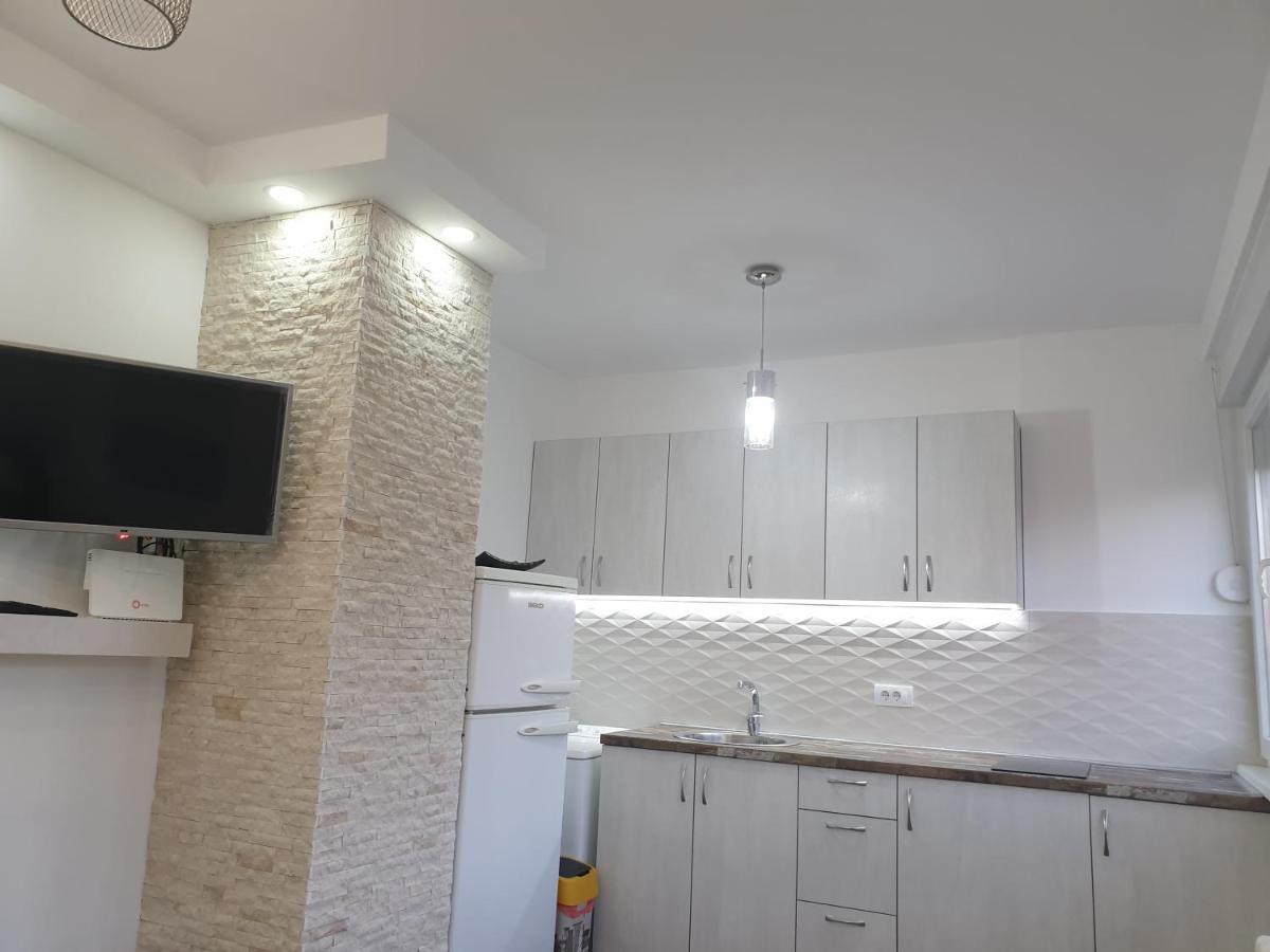 Exclusive Apartment Belgrado Esterno foto