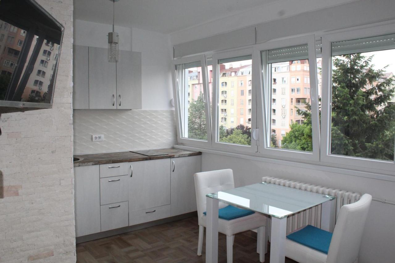Exclusive Apartment Belgrado Esterno foto