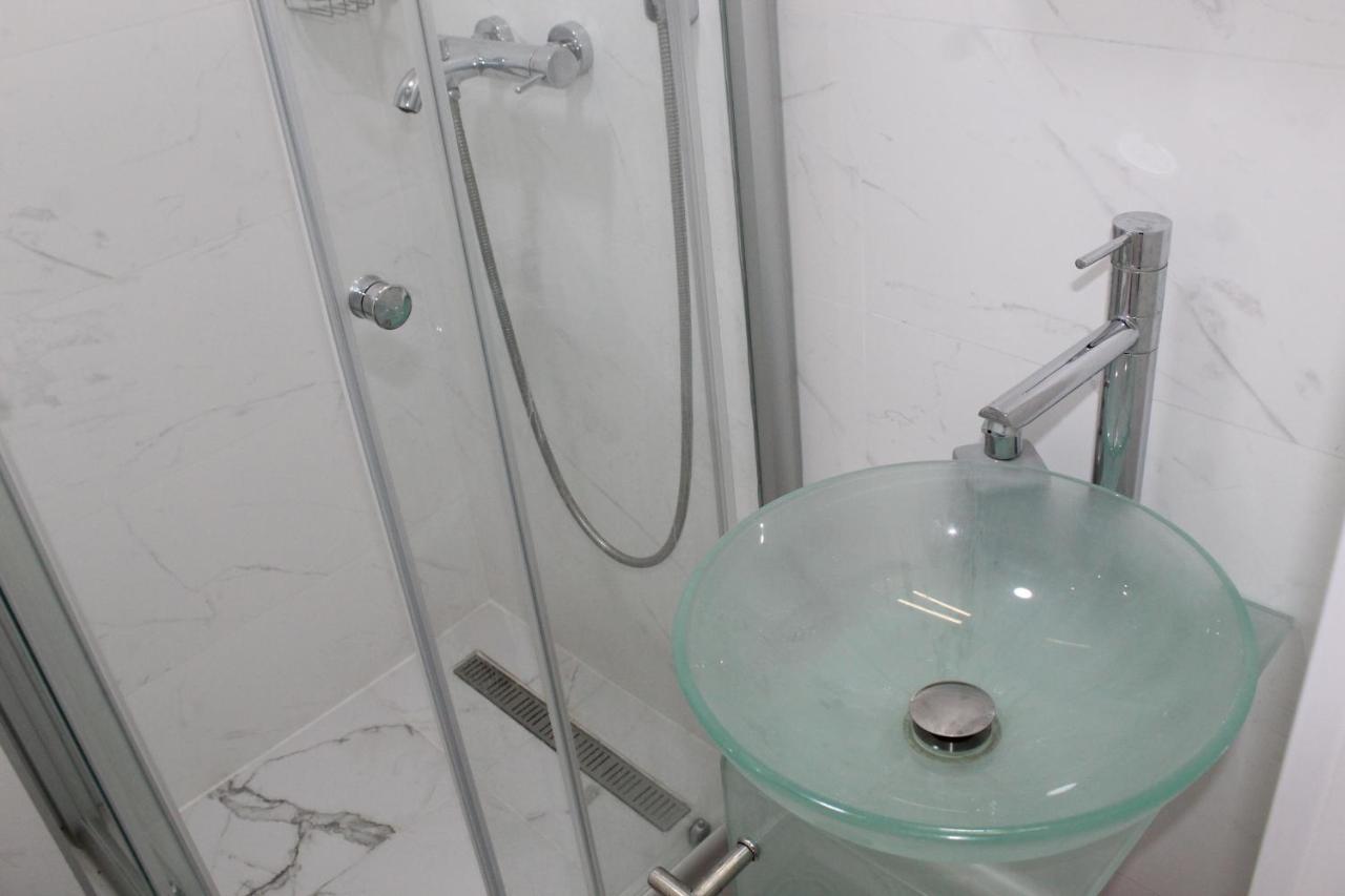 Exclusive Apartment Belgrado Esterno foto